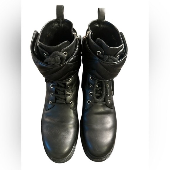 Gucci Women's Combat Boot with Double G Size 8.5 - Picture 8 of 13